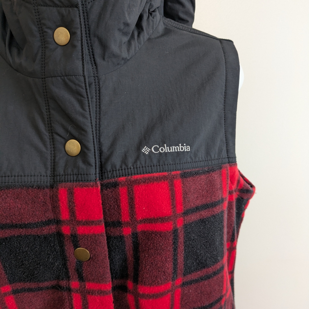 Columbia Red and Black Plaid Fleece Vest - Picture 2 of 7
